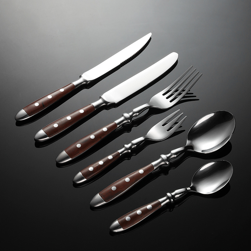 Juego de cubiertos profesional - Camping Cooking Dining Set reseña y precio